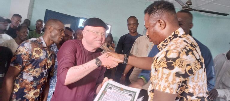 Owhe  Floors Evumovwe With 179 Votes To Emerge PG Of Iwhrekpokpor Community