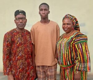 ‎Edo Commissioner rewards UTME 2nd highest Scorer, Oshawo Ephraim with N300, 000