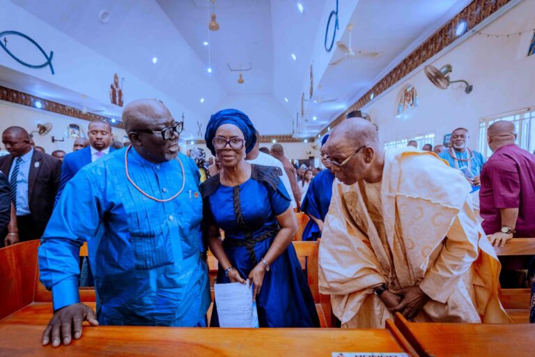 Encomium As Late Temiwumi Jemide Laid To Rest, As Oborevwori, Clerics Pay Tributes